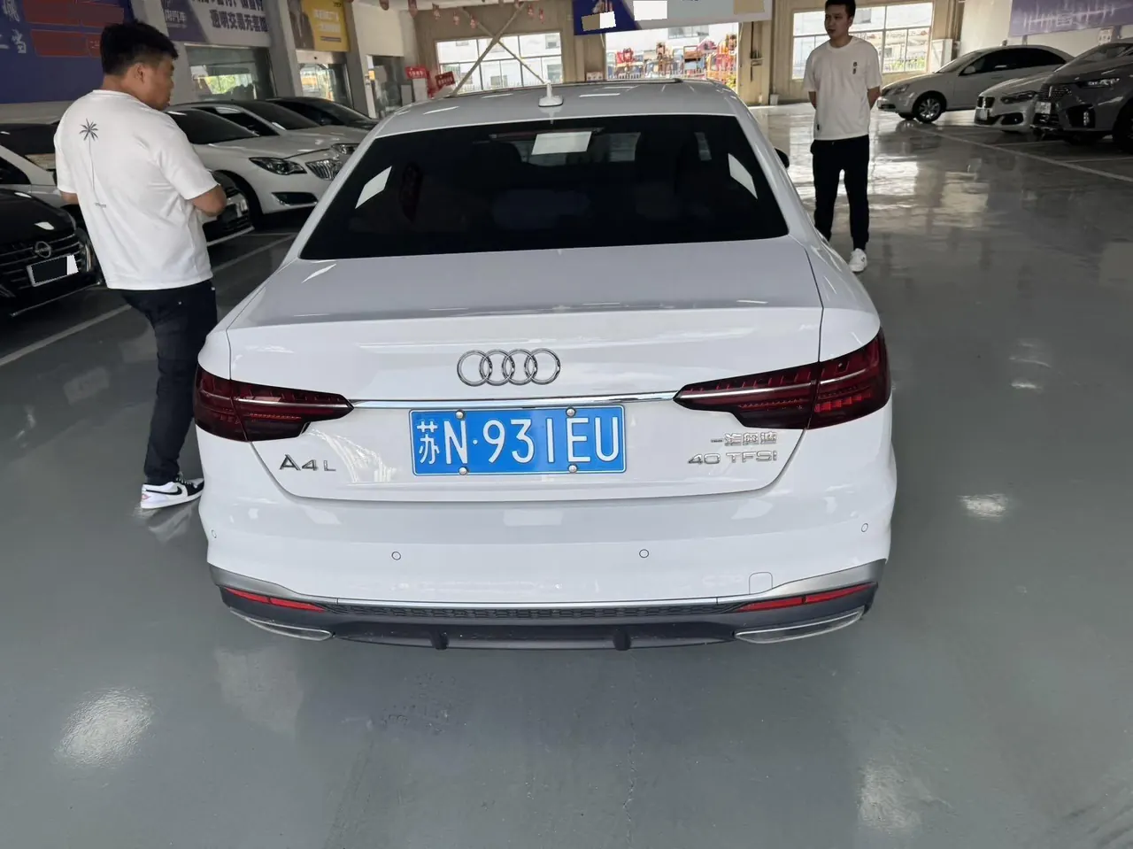 Audi 2020 A4L 2.0TFSI 40TFSI Deluxe Dynamic Automatic 5