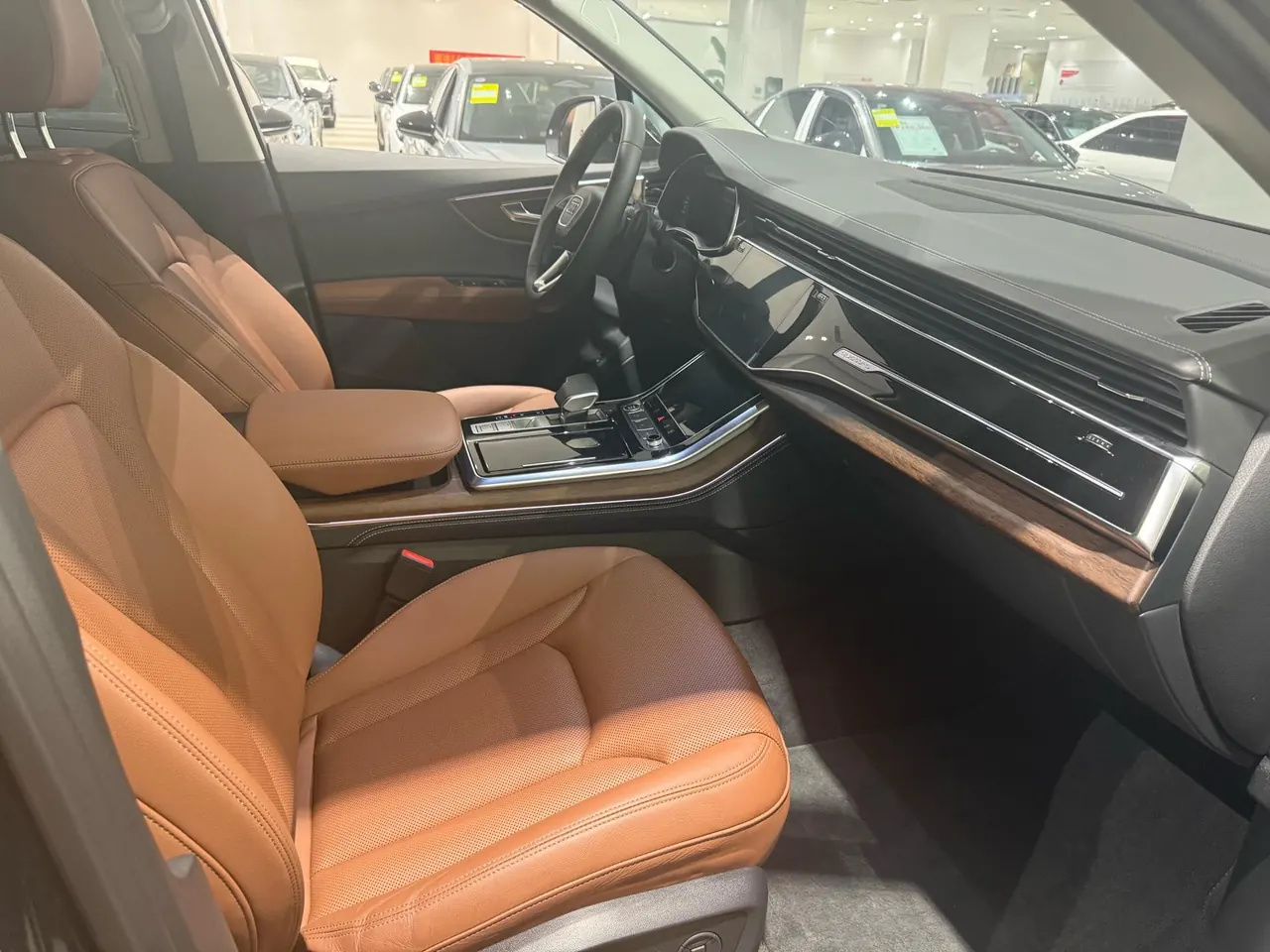 Audi Q7 (Imported) 2025 Model Q7 48V 3.0TFSI 55TFSI Quattro S line Sport Version Automatic Transmission 3