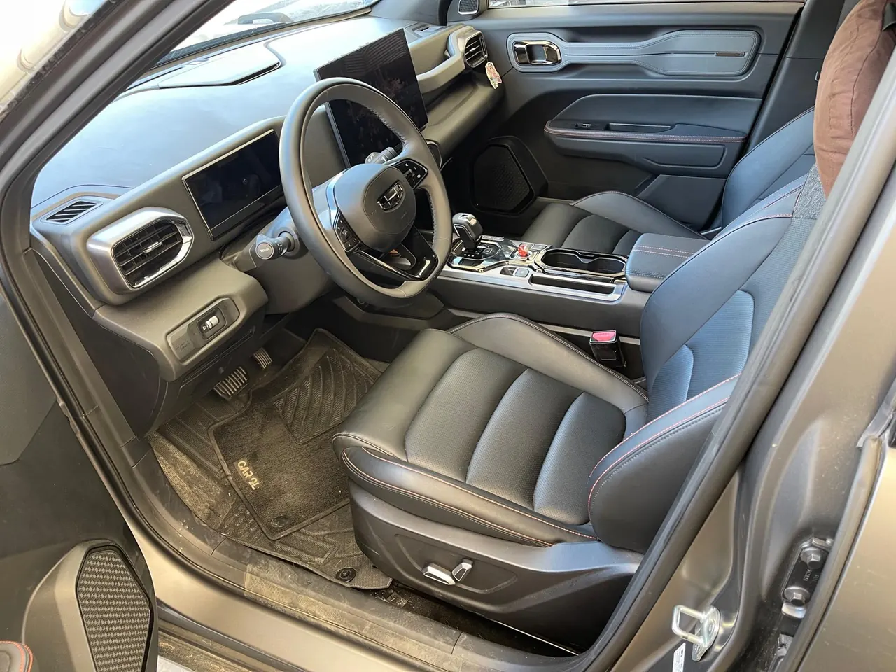 Geely 2025 Denim 1.5TD Trendy Edition Automatic 4
