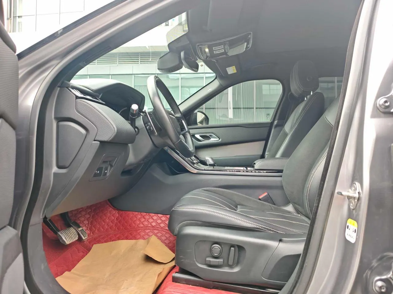 Land Rover Range Rover Star Vein (Imported) 2021 Range Rover Star Vein 2.0T P250 Black Collector's Edition Automatic Gear 5
