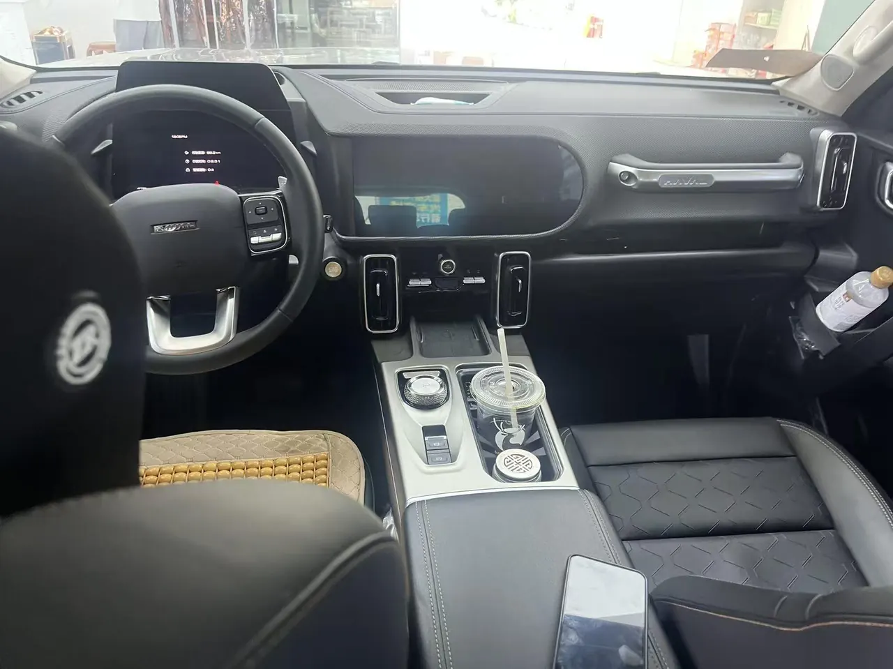 Haval 2024 big dog 2.0T Chinese garden dog version automatic gear 2