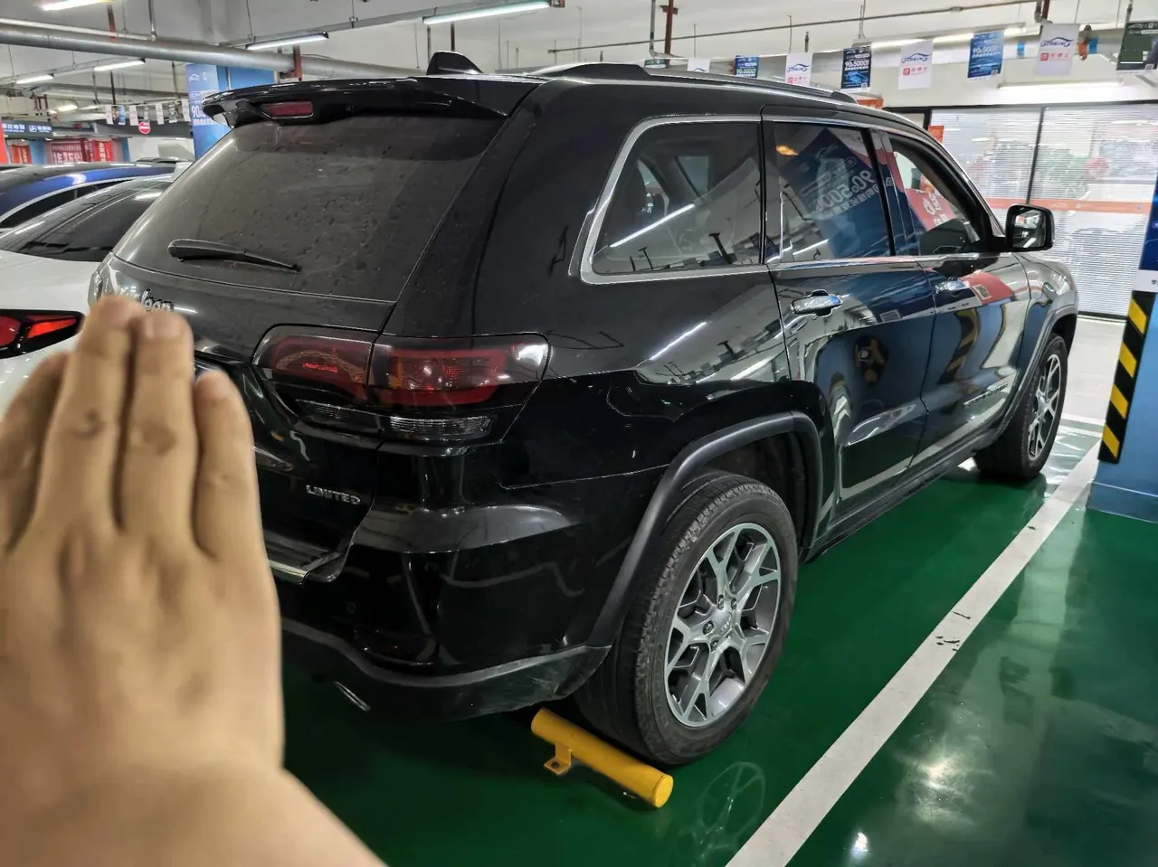 Jeep Grand Cherokee (Imported) 2020 Grand Cherokee 3.0 Elite Navigation Edition Automatic Gear 11