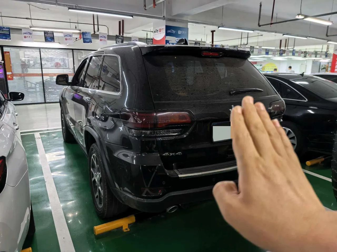 Jeep Grand Cherokee (Imported) 2020 Grand Cherokee 3.0 Elite Navigation Edition Automatic Gear 3