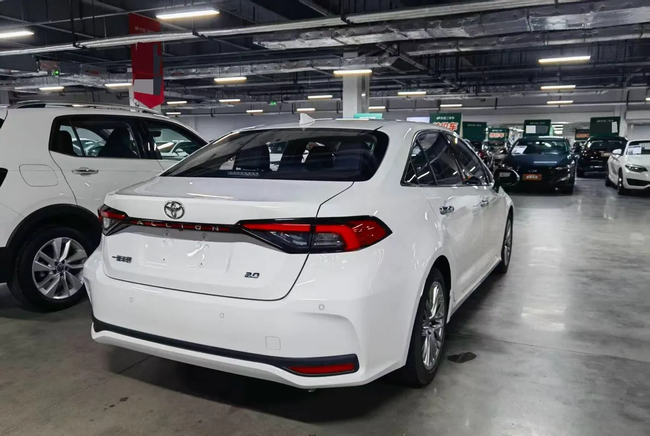 Toyota 2021 Asian Lion 2.0 Stepless Premium Edition Automatic Gear 2