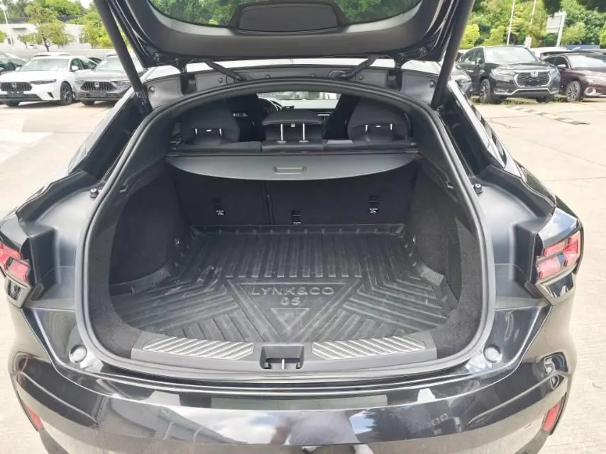 LYNK&amp;CO 2020 LYNK&amp;CO 05 2.0TD four-wheel drive Halo automatic gear 11