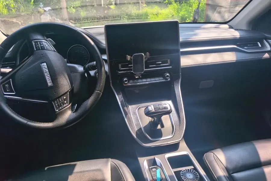 Haval 2021 M6 PLUS 1.5T Luxury Smart Joint Automatic Gear 6