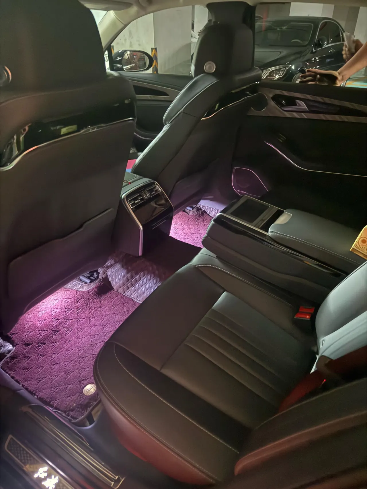 HongQi 2020 H9 48V 2.0T Zhilian Flag Yue Edition Automatic Gear 7
