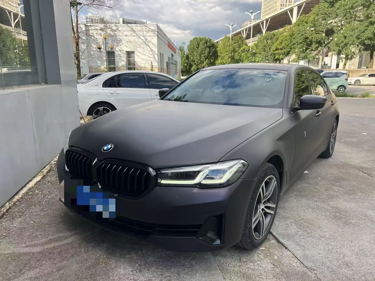 BMW 5 Series 2021 530Li 2.0T Leading Luxury Suit Automatic Gear - View 1