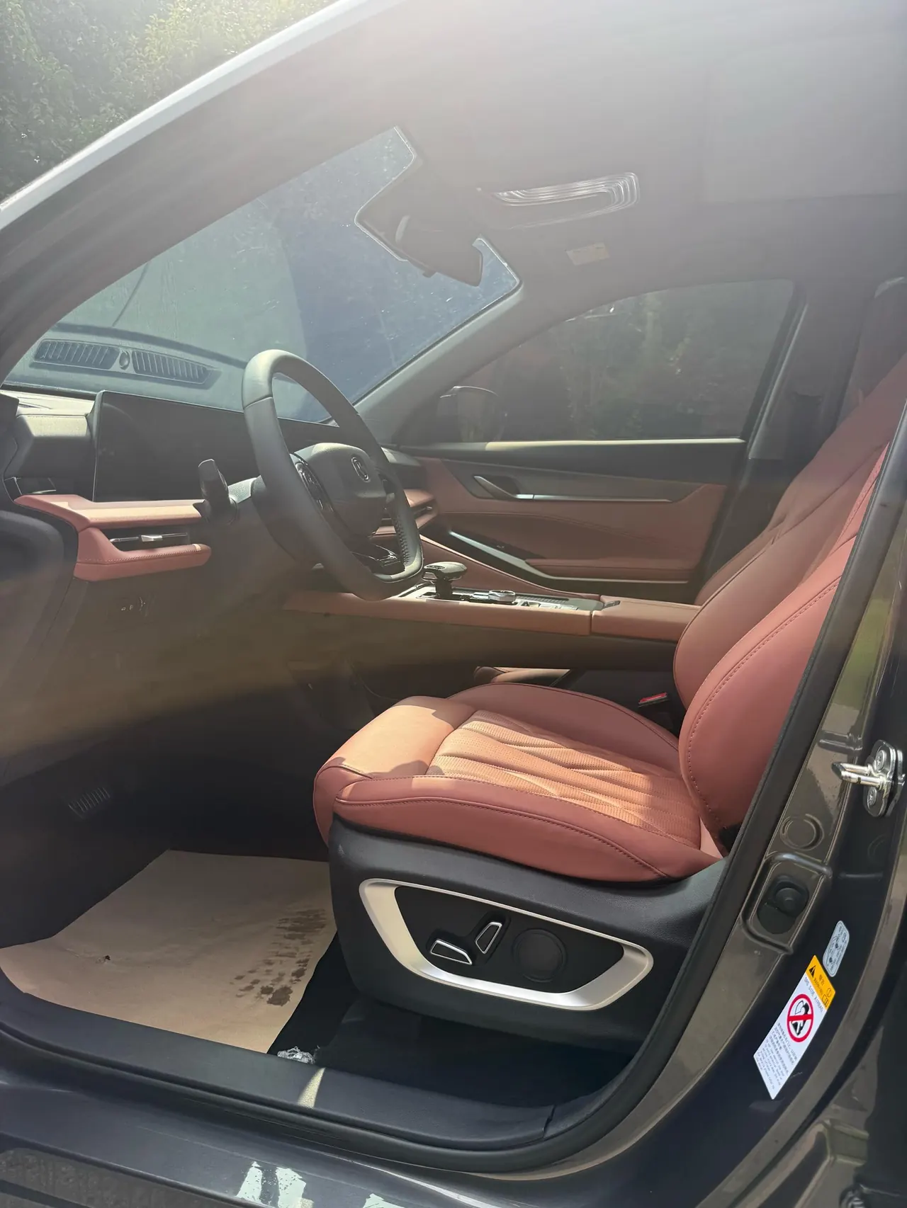 ChangAn 2024 CS75 PLUS 1.5T Champion Edition Smart Driving and Strong Navigation Automatic Gear 6