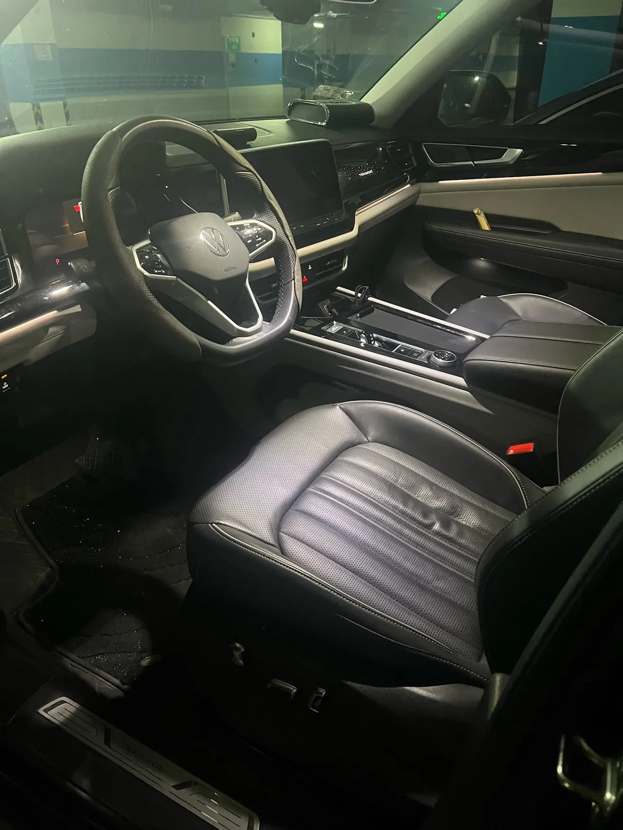 Volkswagen 2021 Tuang 2.0TSI 380TSI 4WD Respect Deluxe Automatic Transmission 2