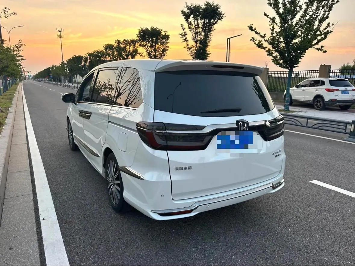 Honda 2022 Ailishen Hybrid 2.0 Stepless Deluxe Automatic Gear 4