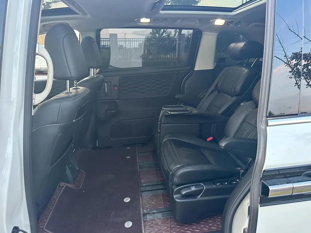 Honda 2022 Ailishen Hybrid 2.0 Stepless Deluxe Automatic Gear 6