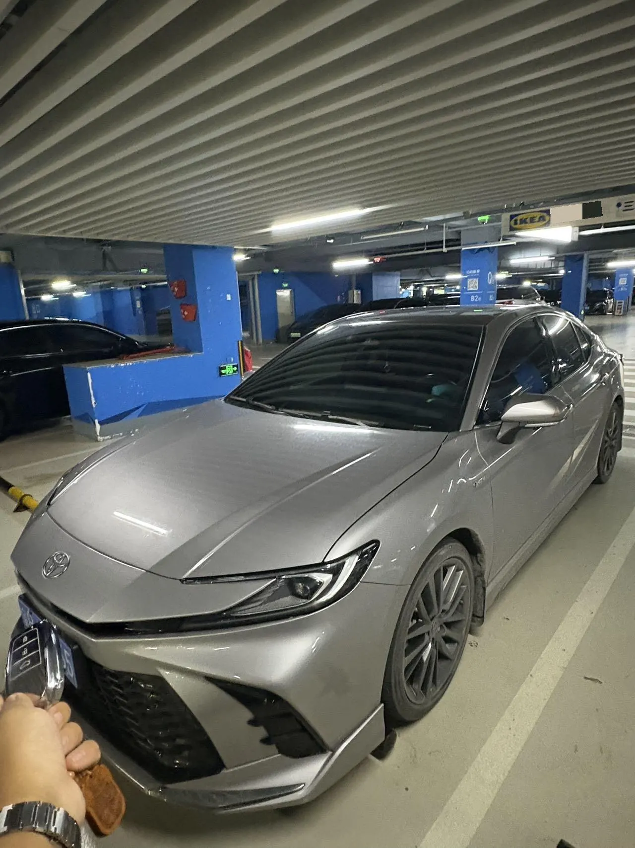 Open image lightbox: Toyota 2024 Camry Dual Engine 2.5HXS Stepless Sports Plus Edition Automatic Gear
