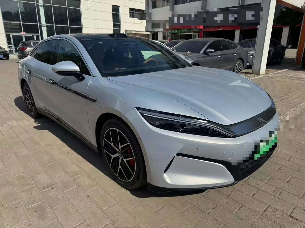 BYD 2025 Han L EV four-wheel drive laser Radar flagship automatic gear 2