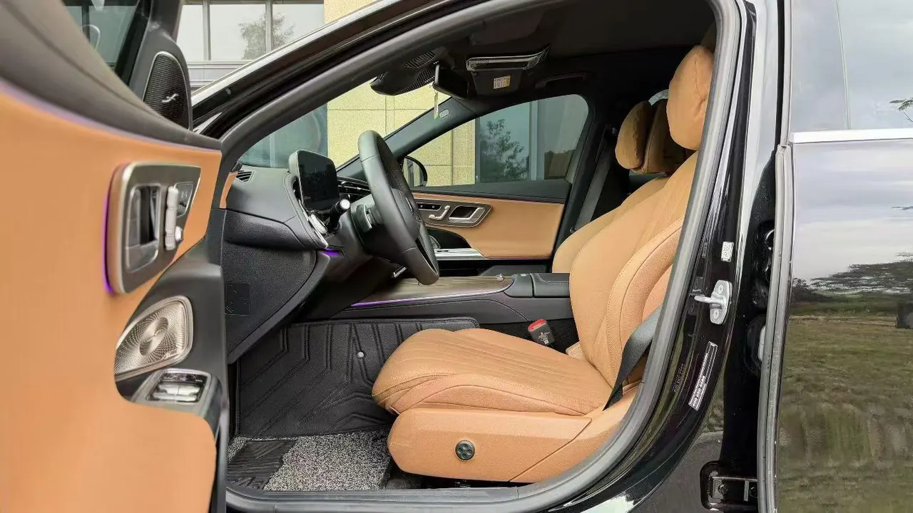 Mercedes Benz E Class 2024 E 300 L 48V 2.0T Luxury Automatic Gear 7