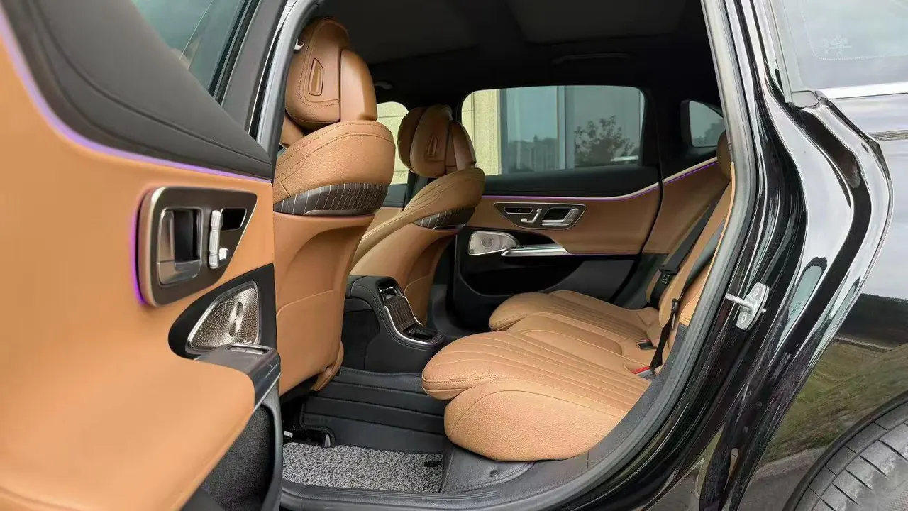 Mercedes Benz E Class 2024 E 300 L 48V 2.0T Luxury Automatic Gear 9