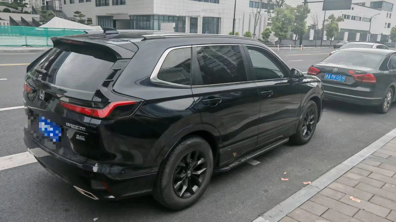 Honda 2023 Hao Ying 1.5T Stepless 240TURBO Two-Drive Elite Edition 5-seat Automatic Gear 4