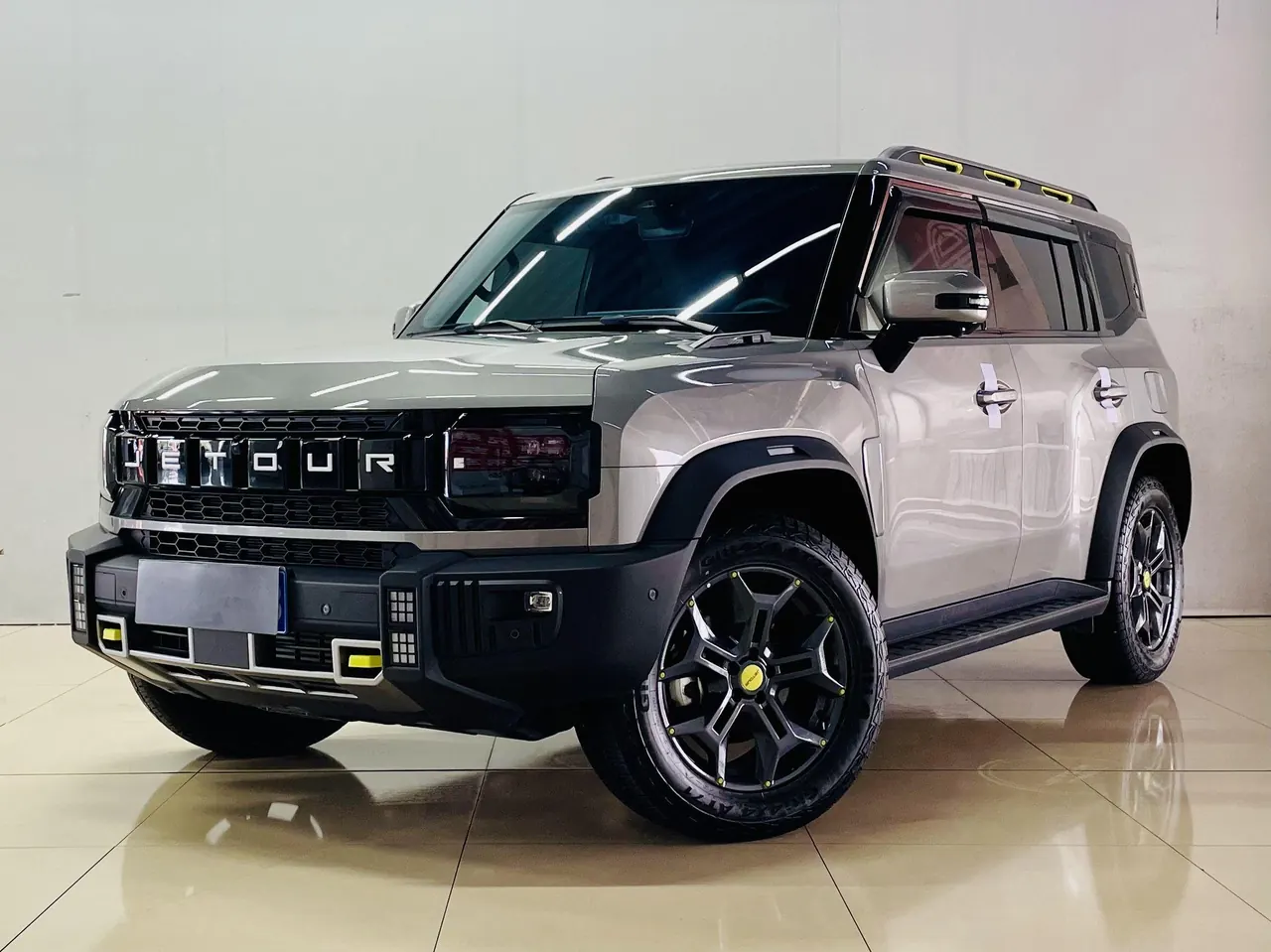 Открыть галерею: Jetour 2023 Traveler 2.0T Four-wheel Drive Conquer PRO Automatic Gear