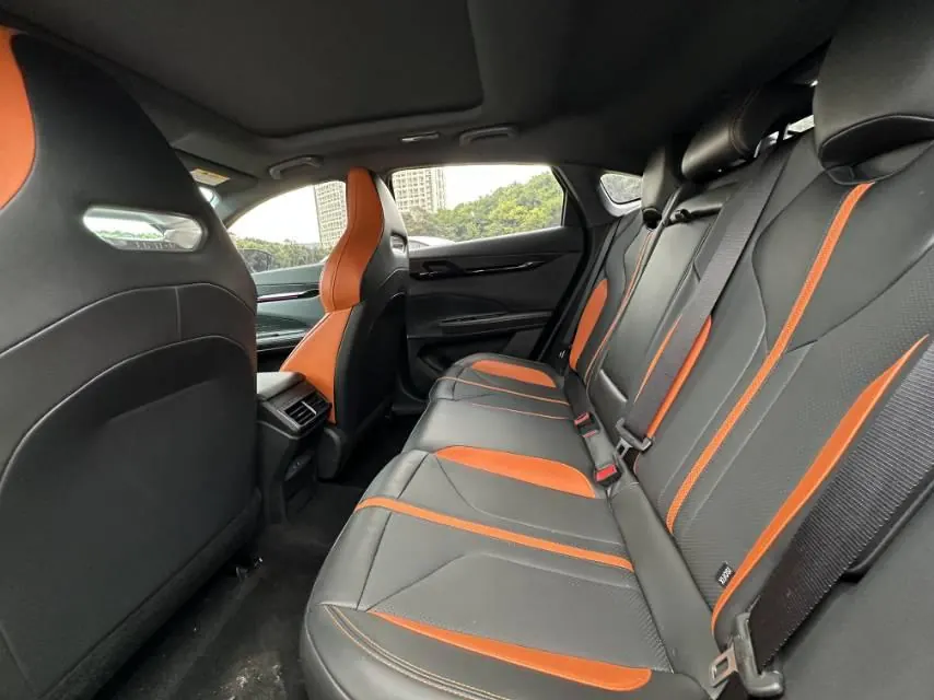 ChangAn 2024 UNI-V 1.5T Distinguished Sports Automatic 4