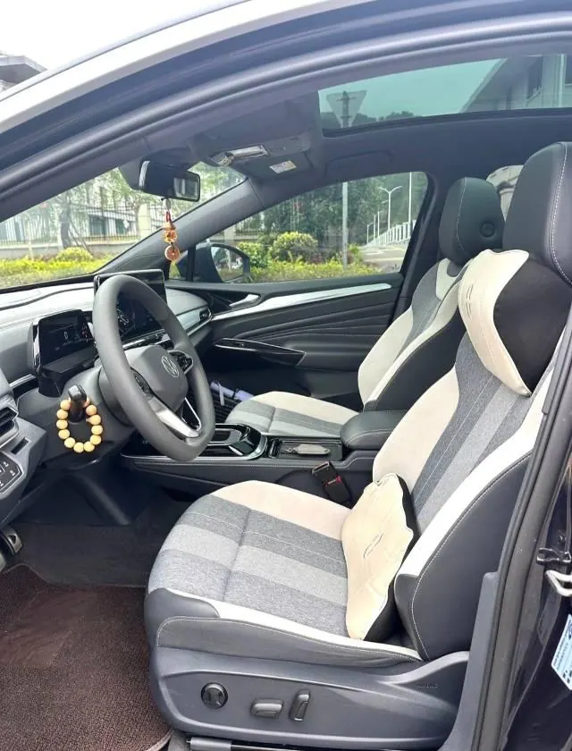 Volkswagen 2024 ID. 4 CROZZ Pure Limited Edition Automatic Transmission 4
