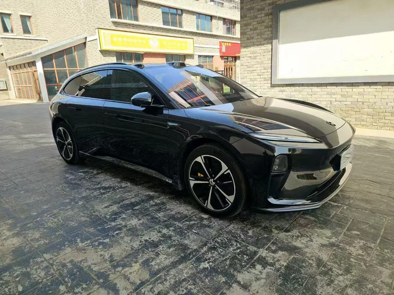 NIO 2024 ET5T 75kWh Touring automatic 2