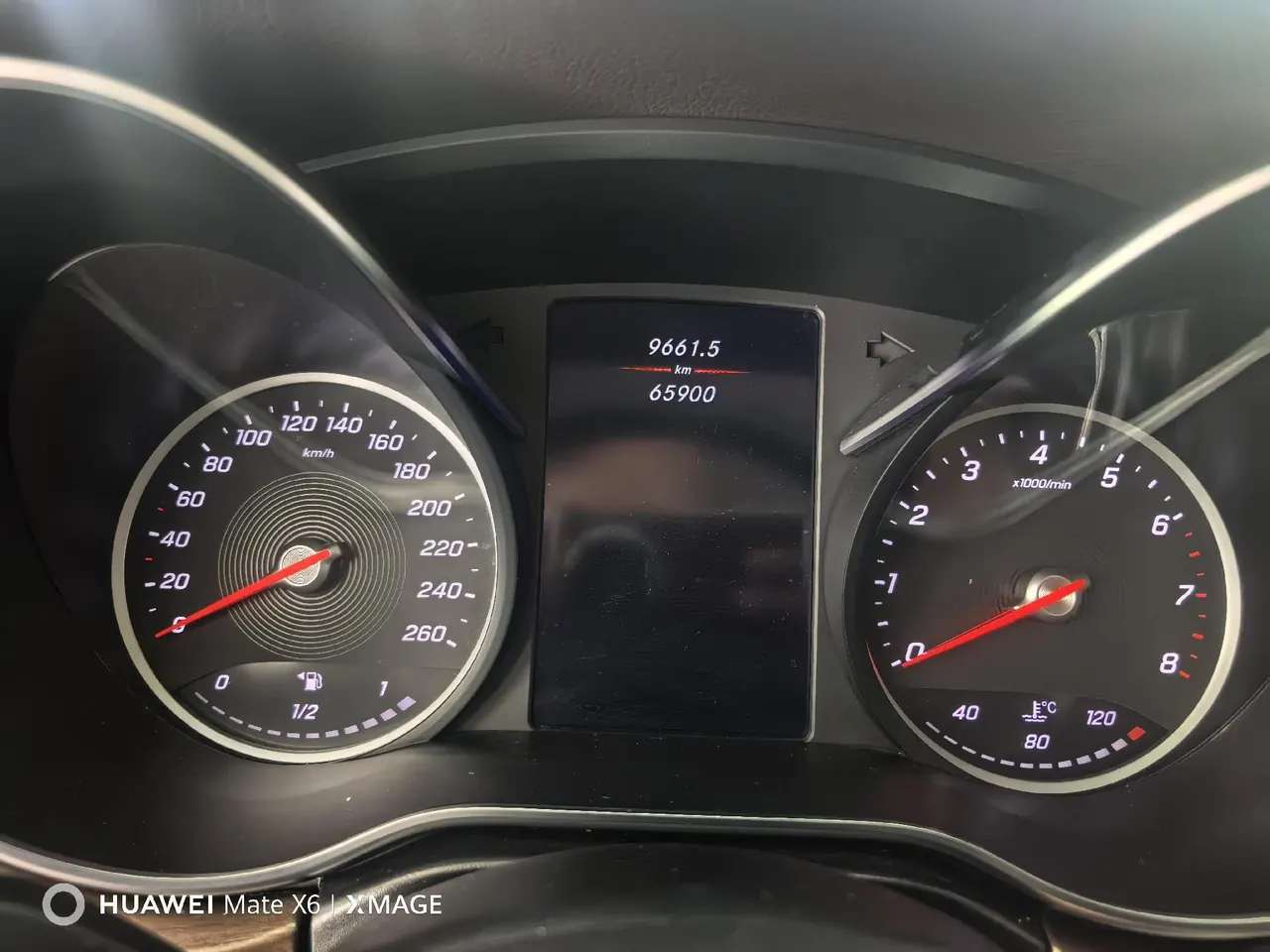 Mercedes Benz V 2022V 260 L 2.0T Premium Edition Automatic Gear 12