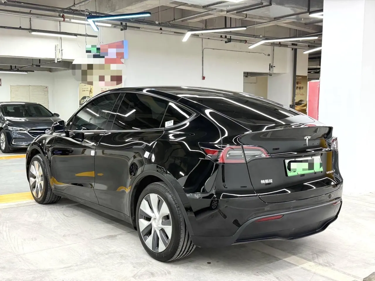 Tesla 2022 Model Y rear-wheel drive version automatic transmission 9