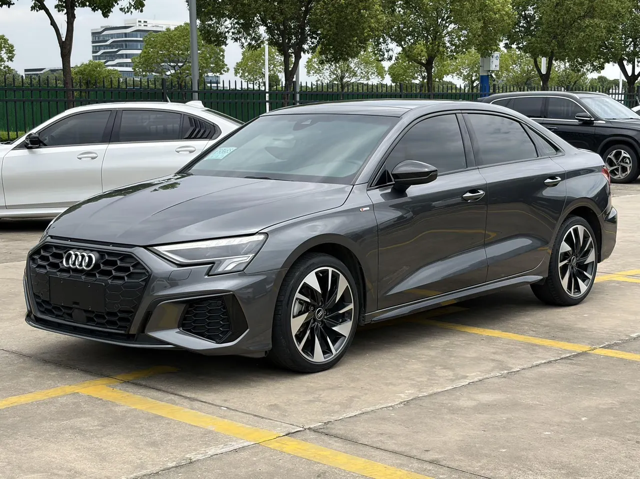 Audi 2022 A3L Limousine 1.4TFSI 35TFSI Fashion Sports Automatic - View 1