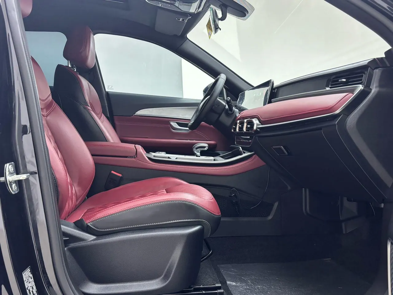 Jetour 2024 X70 PLUS 1.5T Champion Edition PRO7 Automatic Gear 5