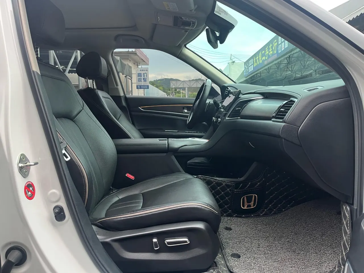 Honda 2020 Crown Road 2.0T 370TURBO Four-wheel Drive Premium Edition Automatic Gear 6