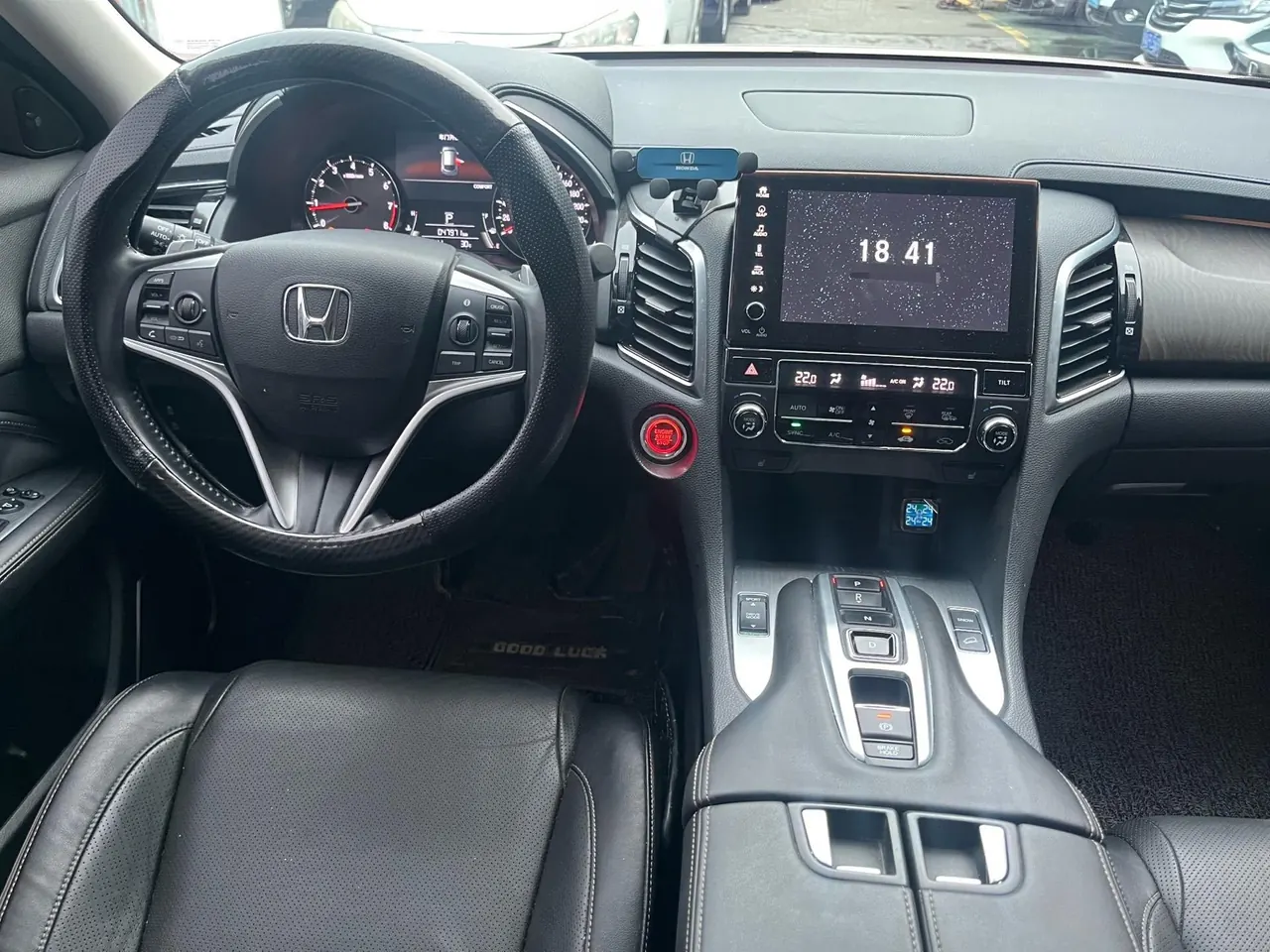 Honda 2020 Crown Road 2.0T 370TURBO Four-wheel Drive Premium Edition Automatic Gear 7