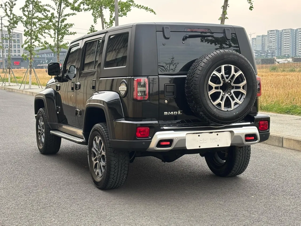 Beijing 2024 BJ40 2.0T Urban Hunter Honor Edition Automatic Transmission 7