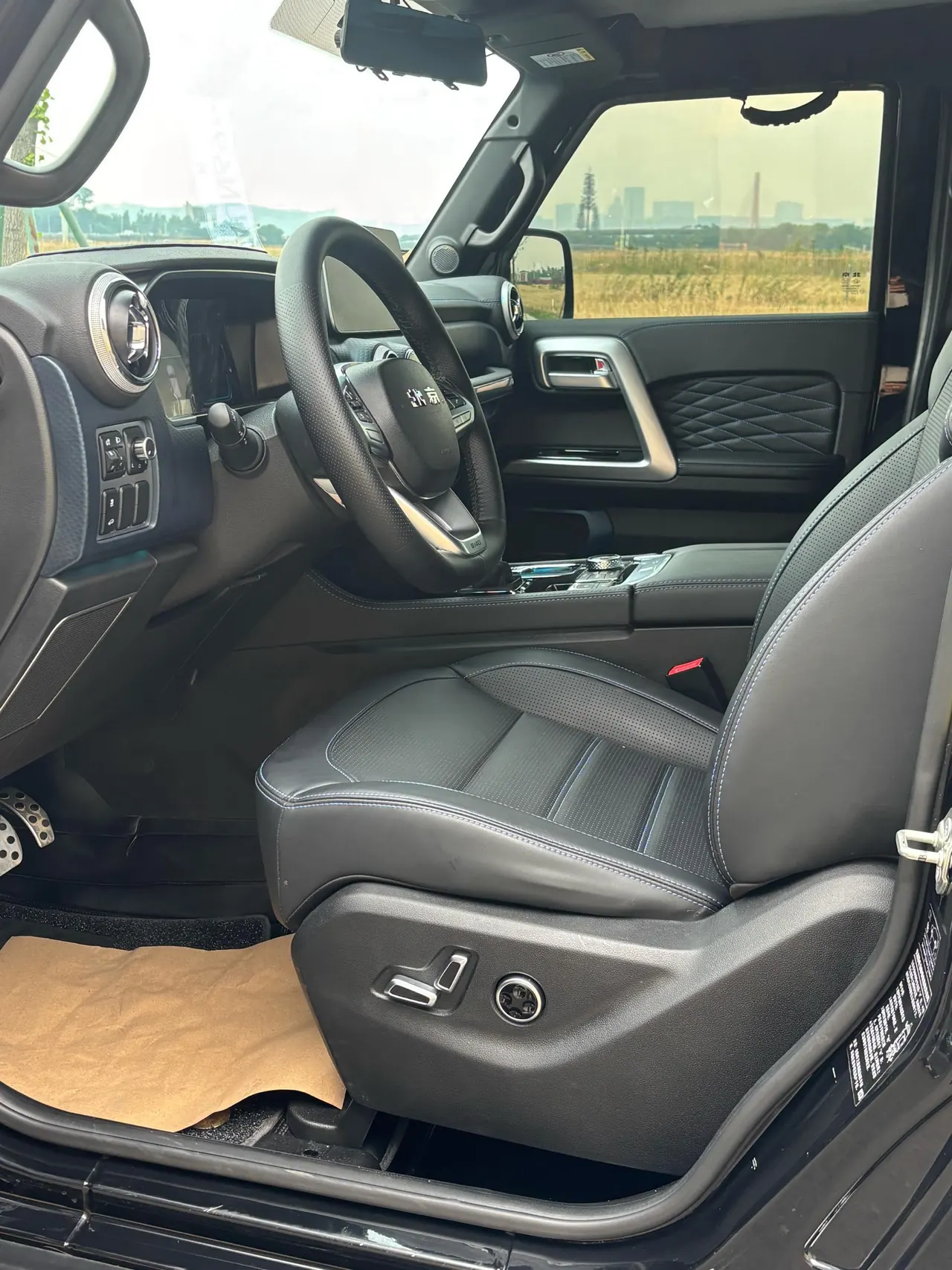 Beijing 2024 BJ40 2.0T Urban Hunter Honor Edition Automatic Transmission 8