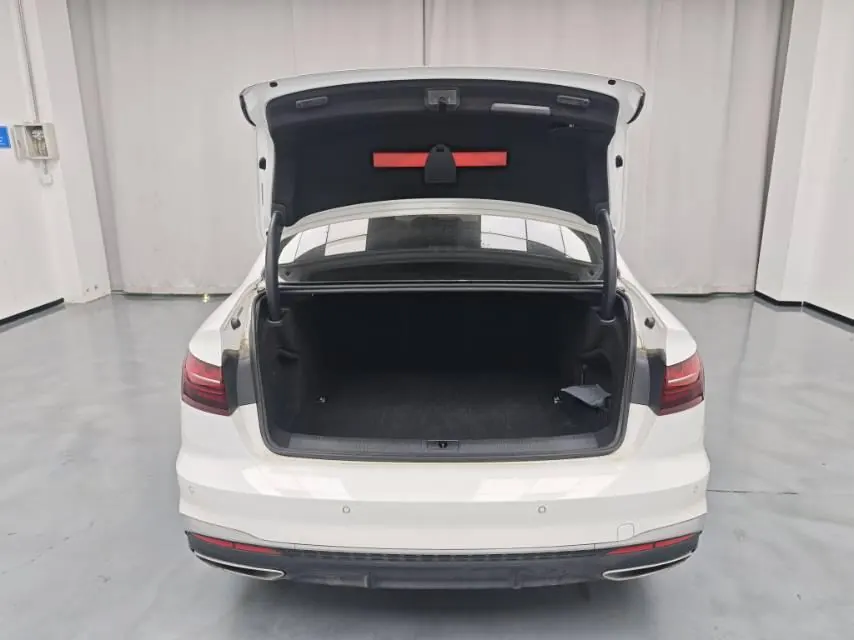 Audi 2020 A4L 2.0TFSI 40TFSI Fashion Dynamic Automatic 17