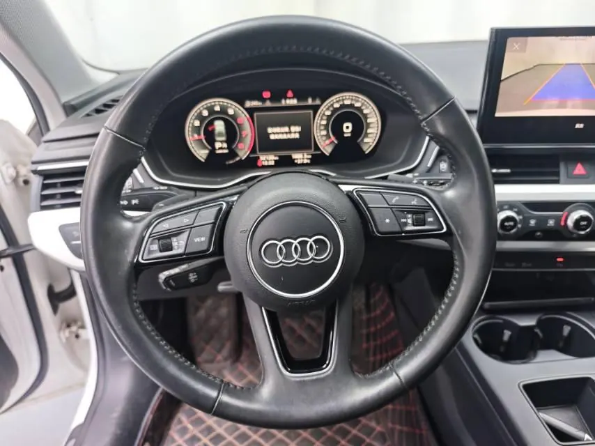 Audi 2020 A4L 2.0TFSI 40TFSI Fashion Dynamic Automatic 8