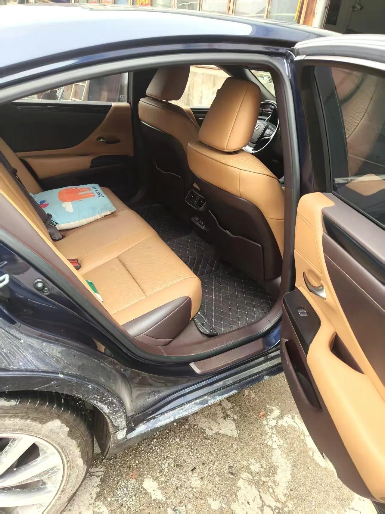 Lexus ES (Imported) 2020 ES200 2.0 Stepless Premium Edition Automatic Gear 4
