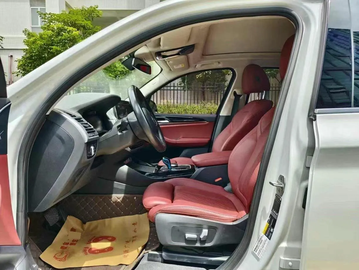 BMW 2022 iX3 leading automatic 3