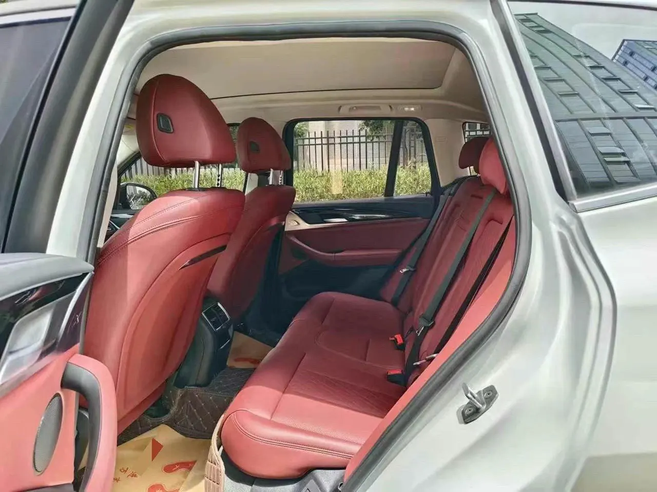 BMW 2022 iX3 leading automatic 4