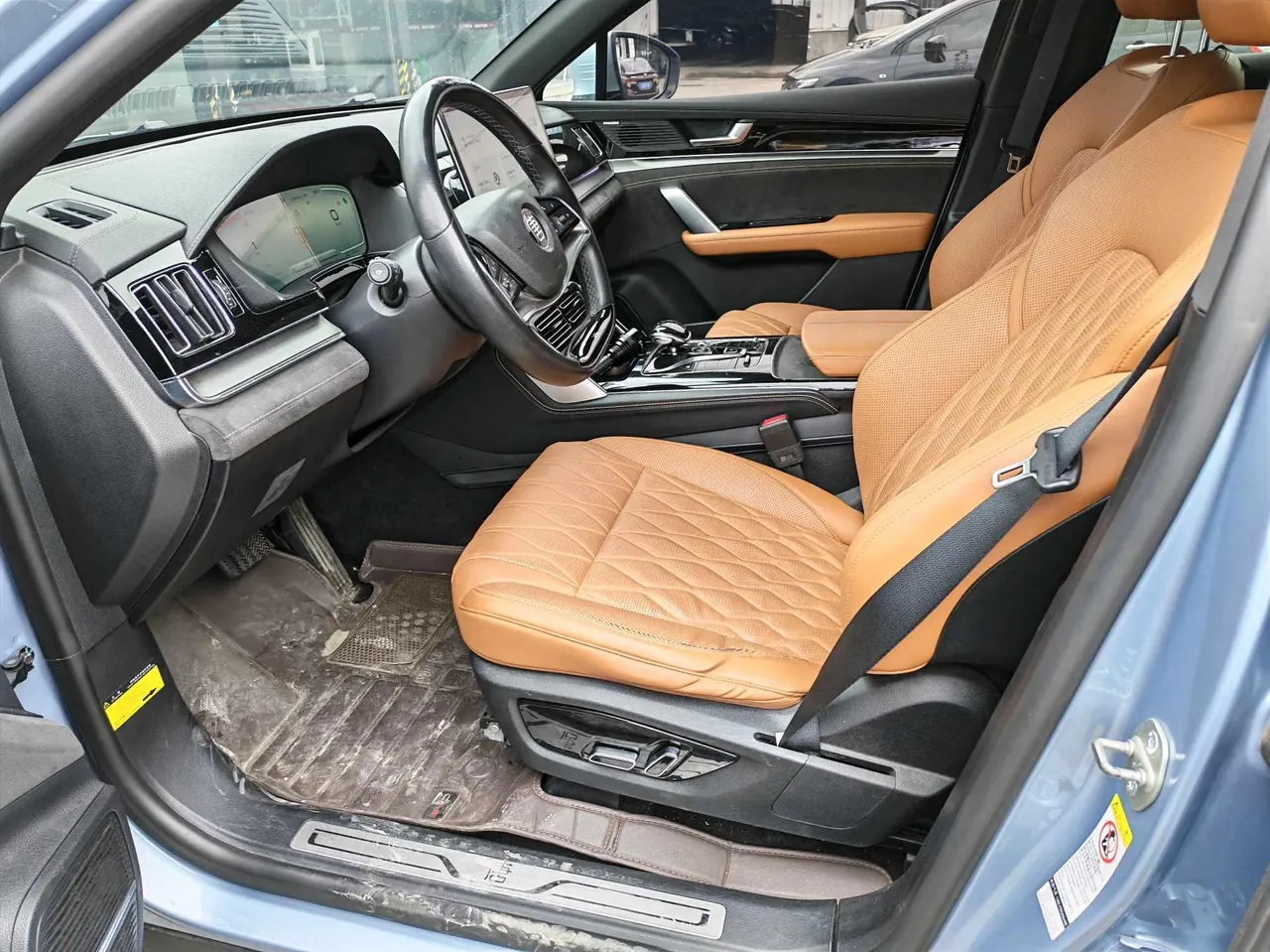 BYD Tang New Energy 2023 Tang DM-i 1.5T Stepless 112KM Champion Edition Honorable Automatic Gear 3