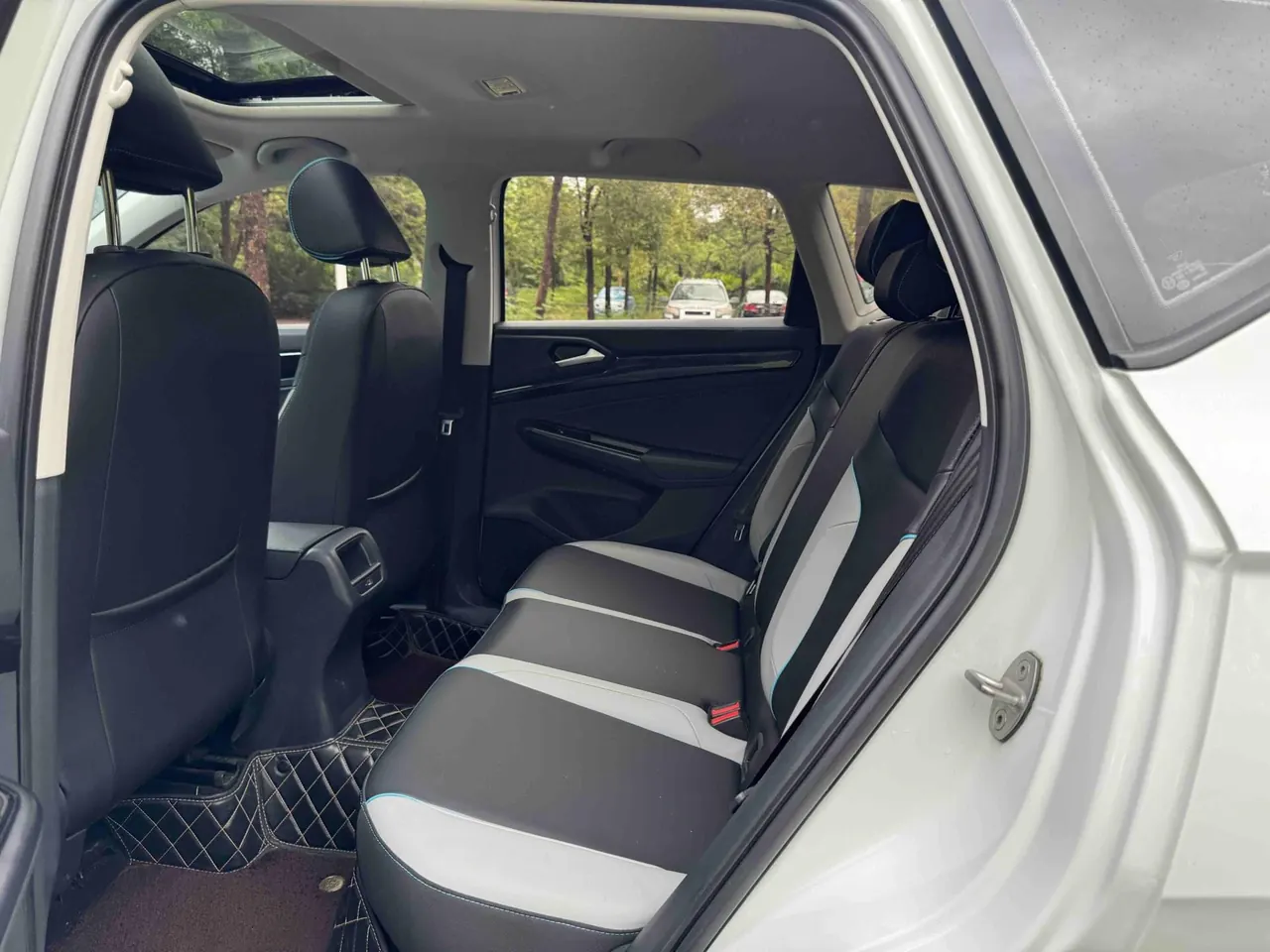 Jetta 2022 Jetta VS5 1.4TSI 280TSI high-gloss automatic transmission 9