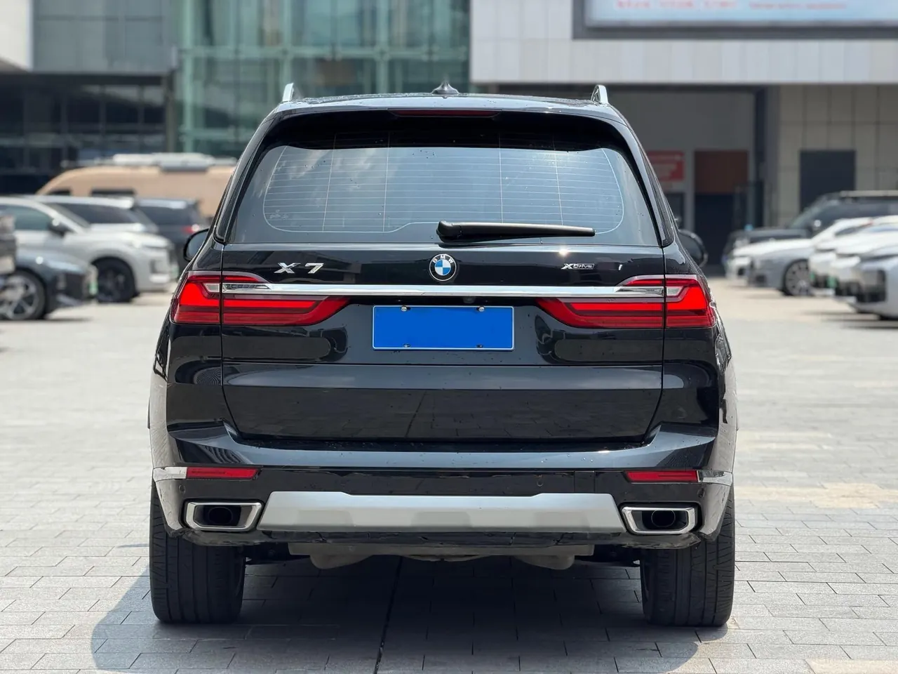 BMW X7 (Imported) 2022 X7 xDrive40i 3.0T Premium Luxury Suit Automatic Gear 16