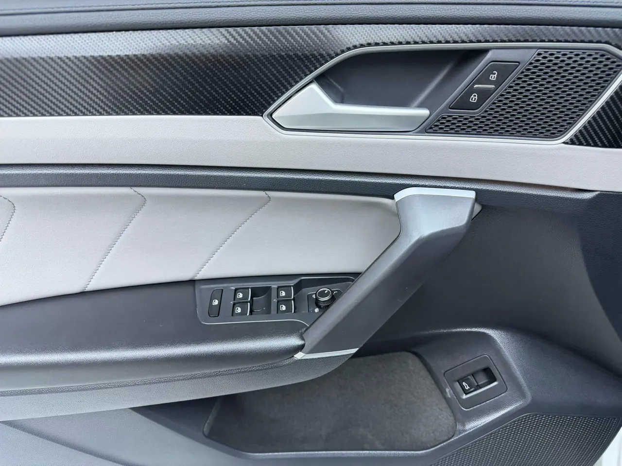 Volkswagen 2022 Tanyue 1.4TSI 280TSI Two-Drive Deluxe Smart Joint Edition Automatic Gear 8