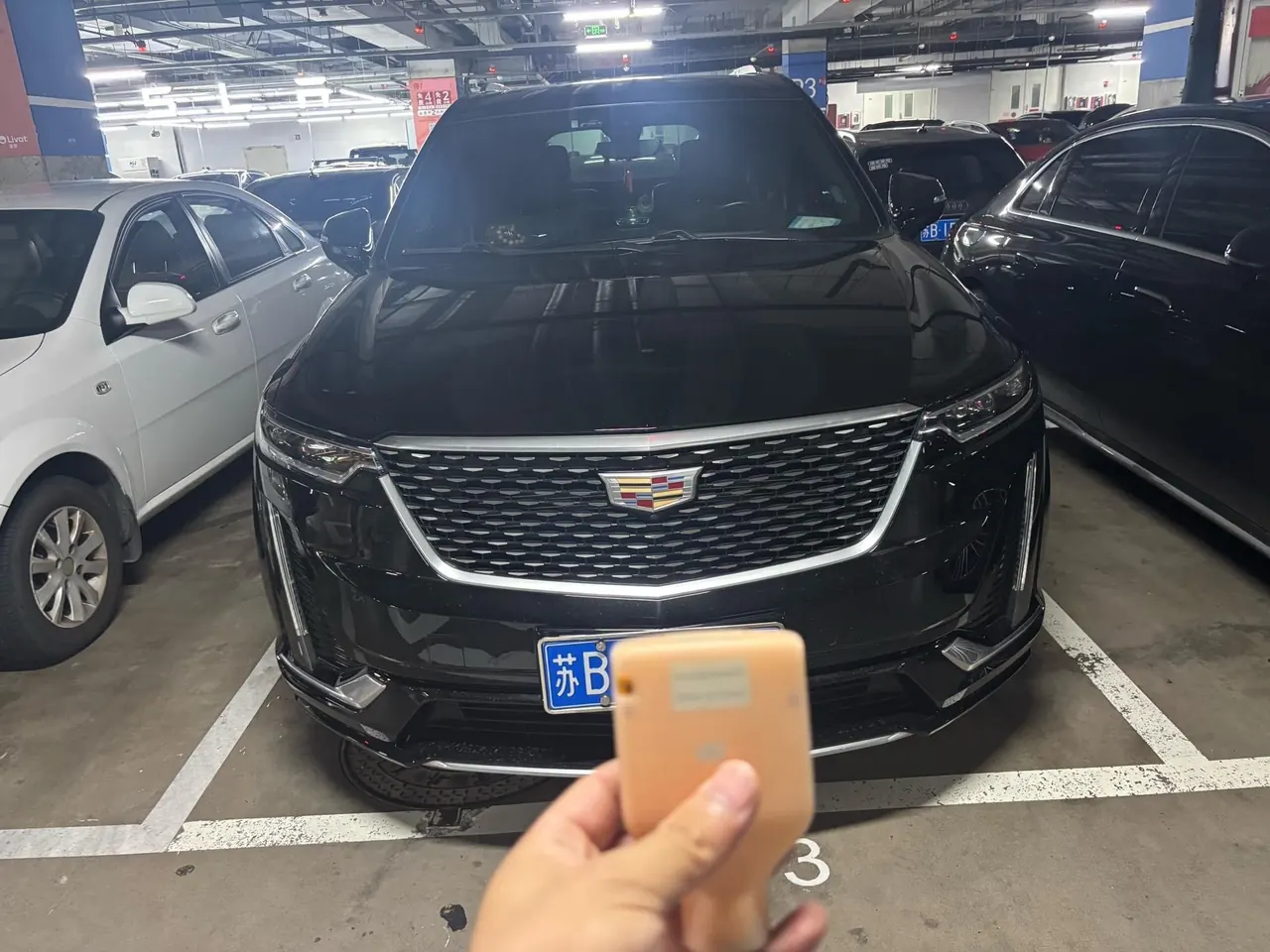 Cadillac 2022 XT6 48V 2.0T 6-seat four-wheel drive luxury automatic gear 2