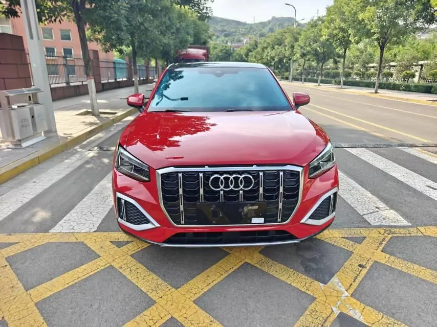 Audi 2022 Q2L 1.4TFSI 35TFSI Fashion Elegant Automatic 2