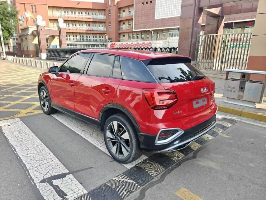 Audi 2022 Q2L 1.4TFSI 35TFSI Fashion Elegant Automatic 3