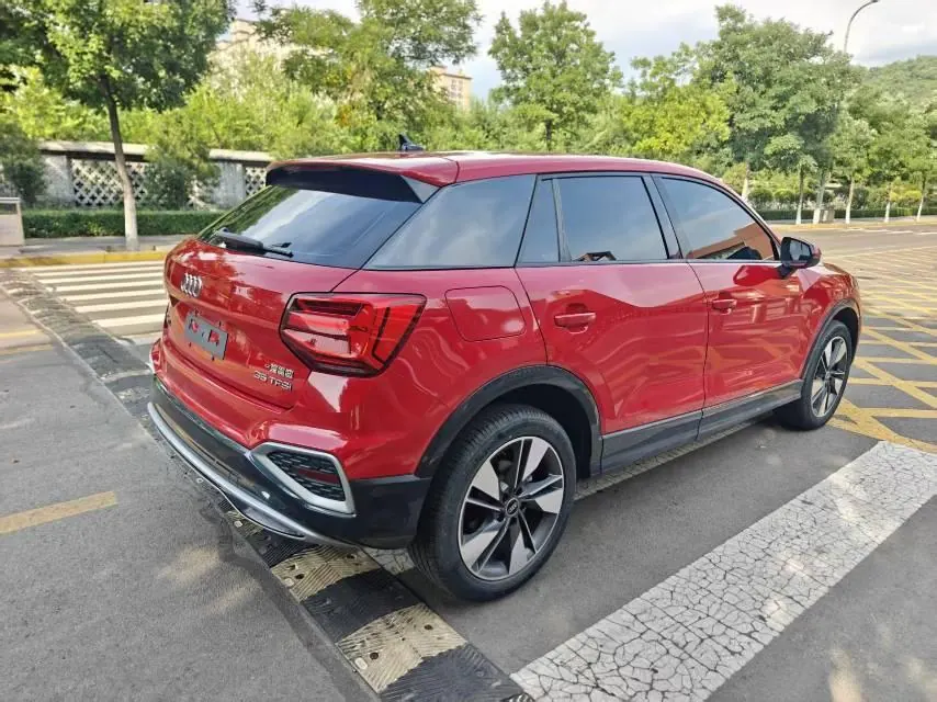 Audi 2022 Q2L 1.4TFSI 35TFSI Fashion Elegant Automatic 5