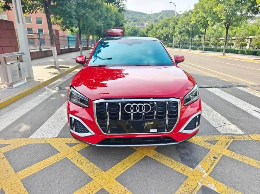 Audi 2022 Q2L 1.4TFSI 35TFSI Fashion Elegant Automatic 6