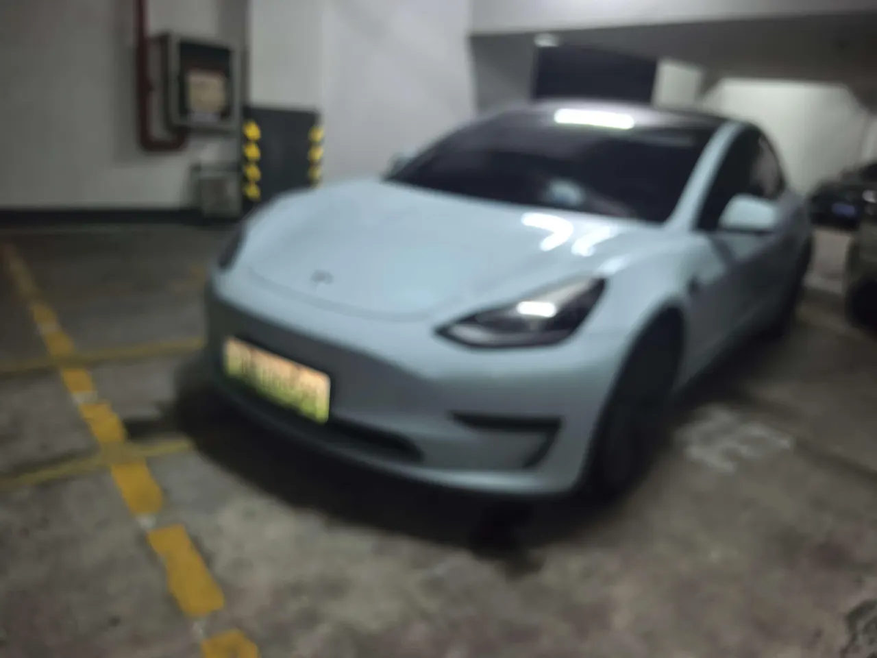 Tesla 2021 Model 3 Standard Endurance Rear Drive Upgraded Automatic Gear - View 1