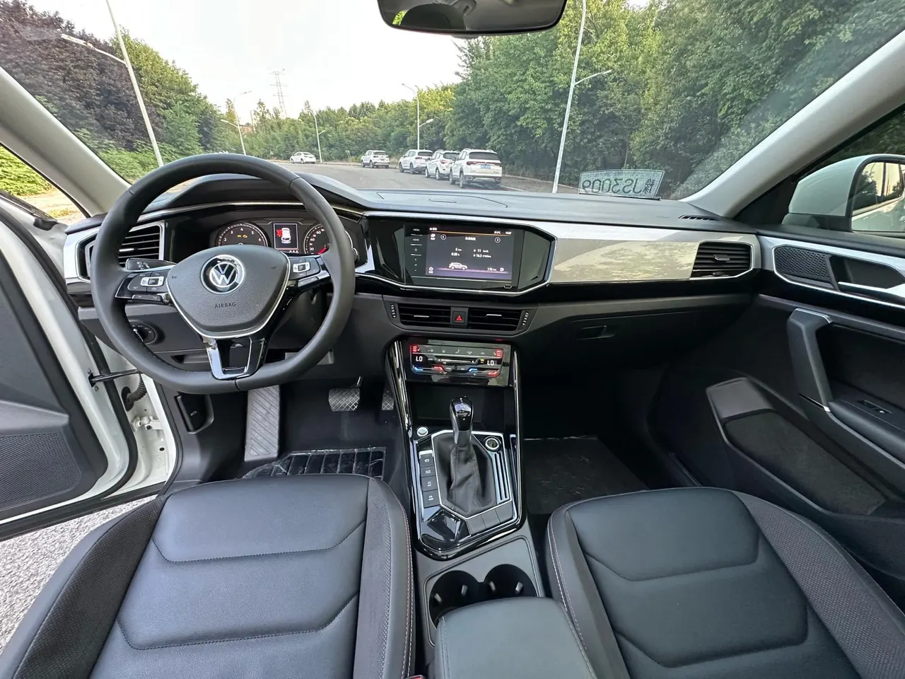 Volkswagen 2022 Tanyue 1.4TSI 280TSI Two-Drive Deluxe Smart Joint Edition Automatic Gear 9