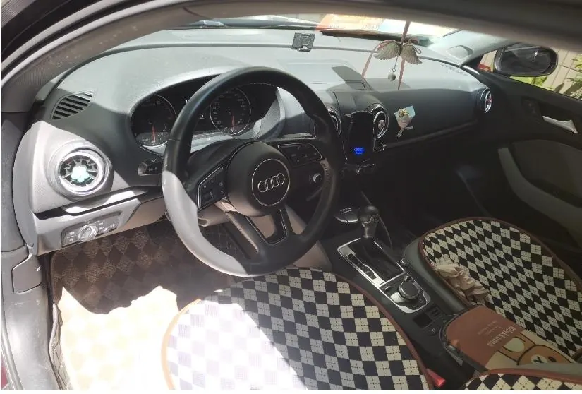Audi 2020 A3 Sportback 1.4TFSI 35TFSI aggressive automatic gear 4